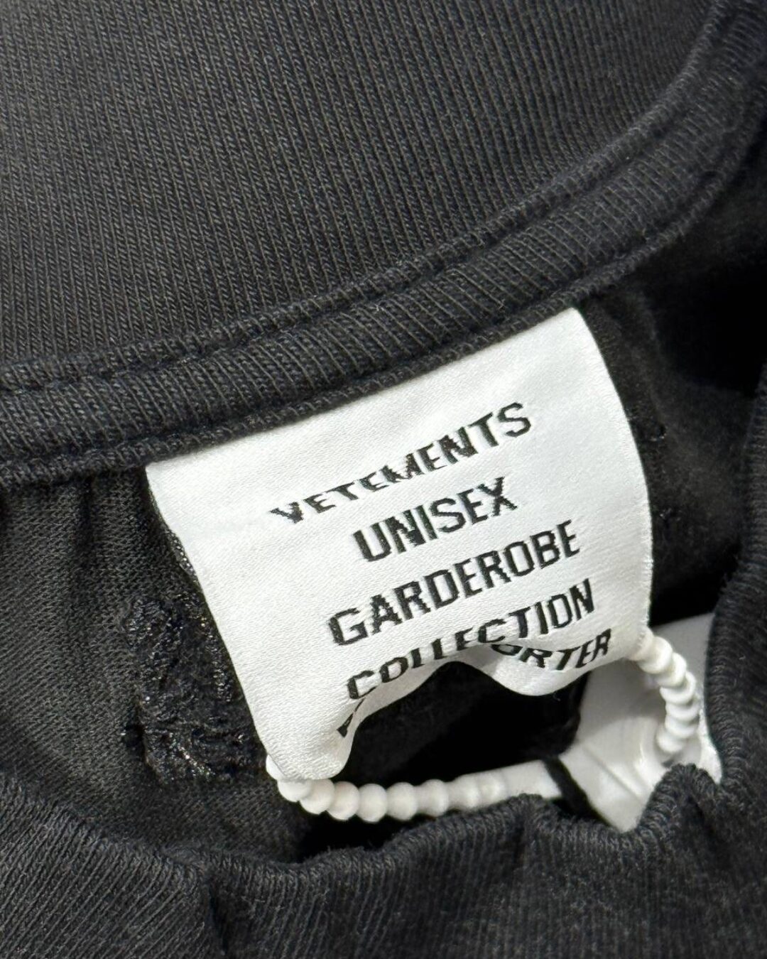 Футболка Vetements