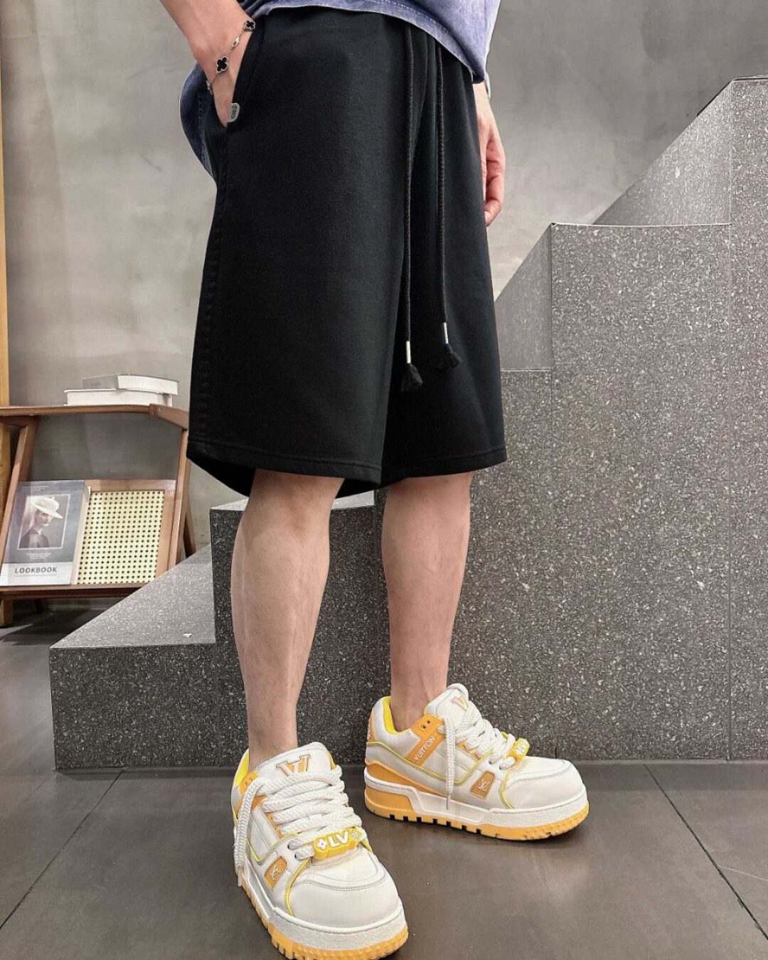 Шорты Balenciaga