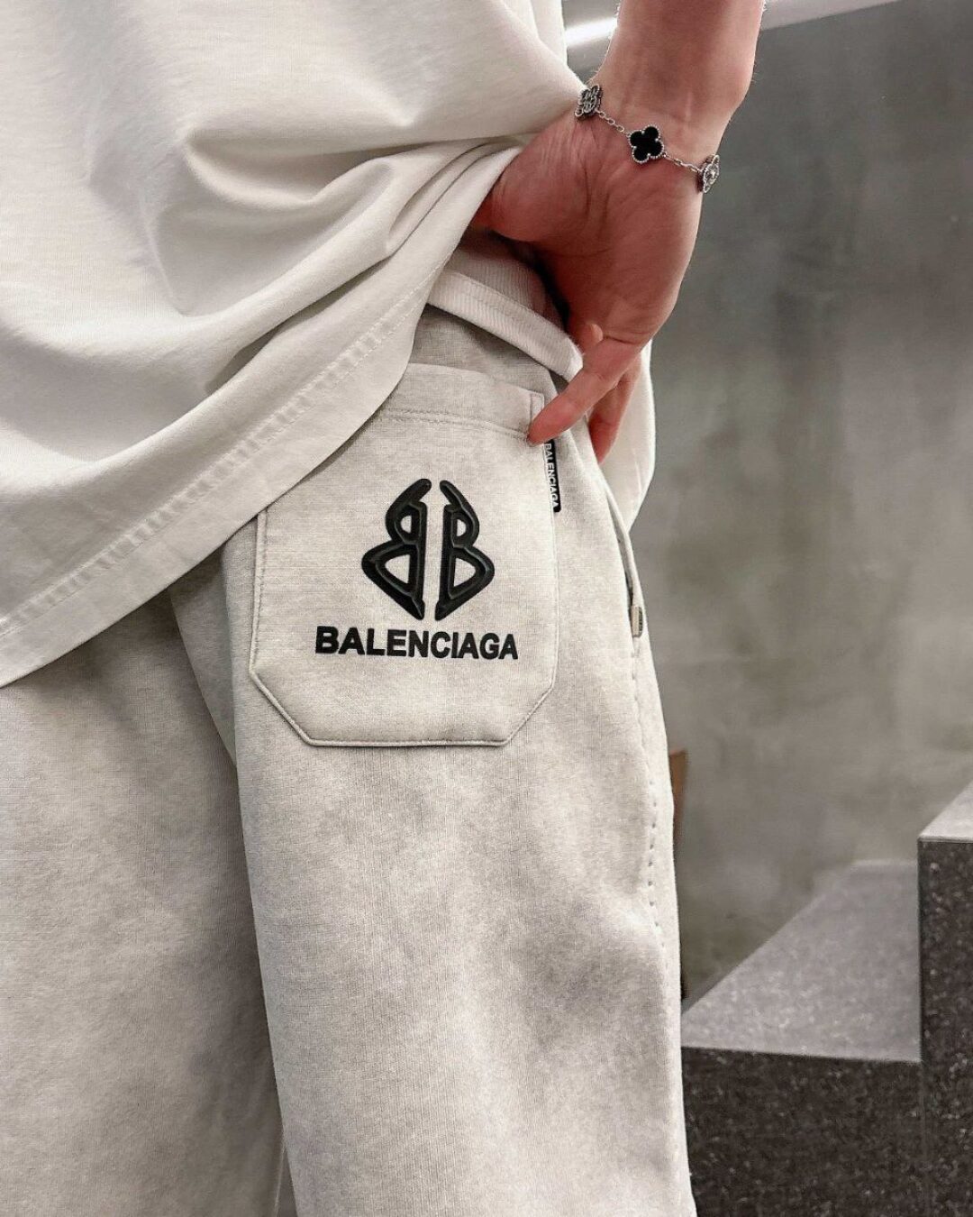 Шорты Balenciaga