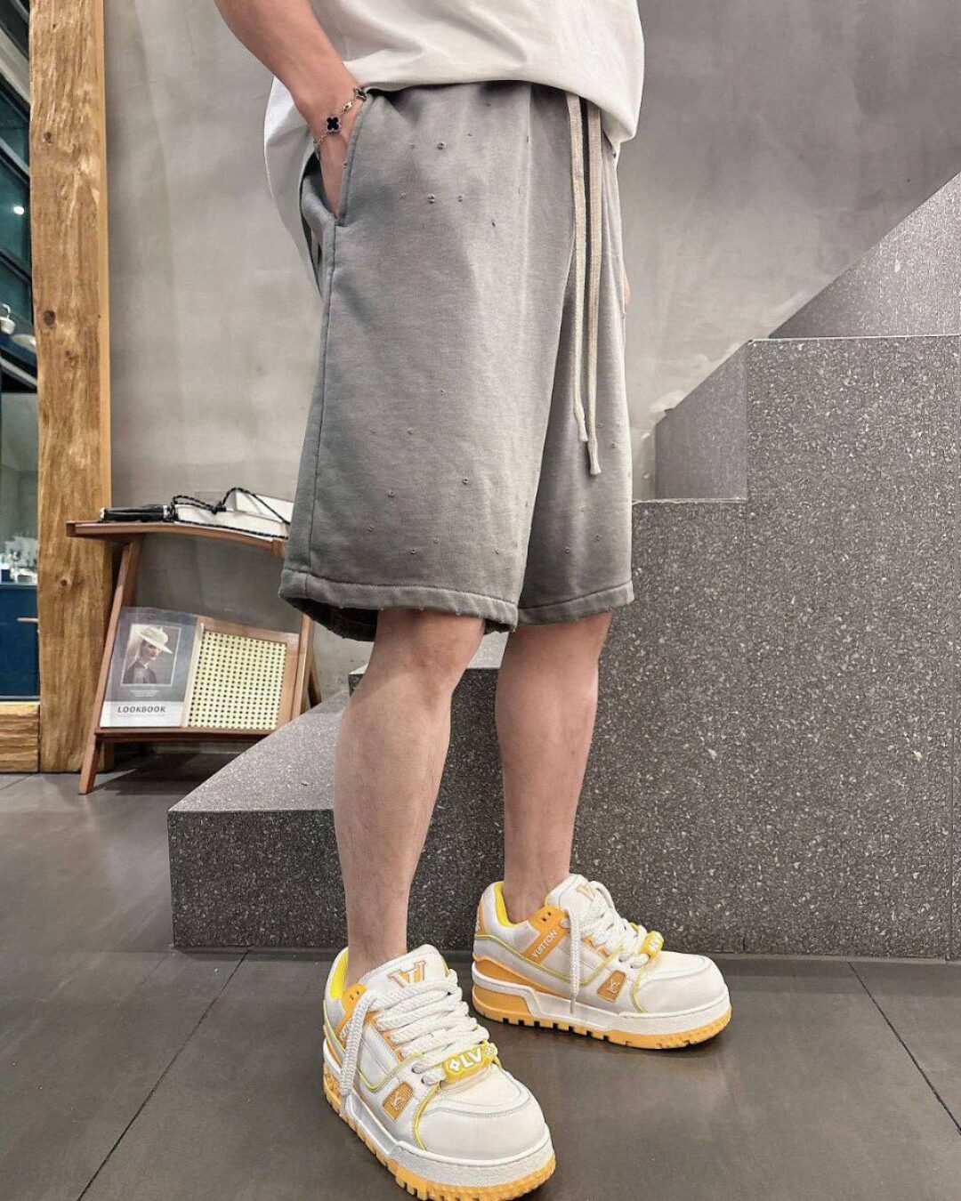 Шорты Balenciaga
