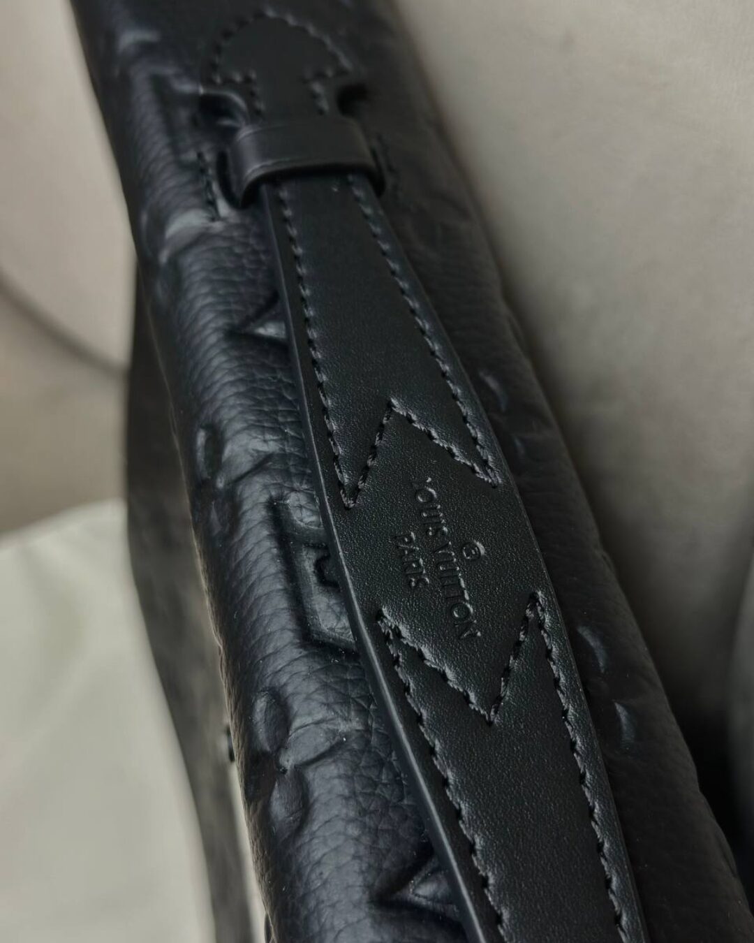 Сумка Louis Vuitton