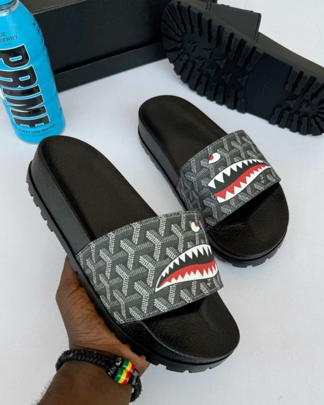 Тапки Goyard