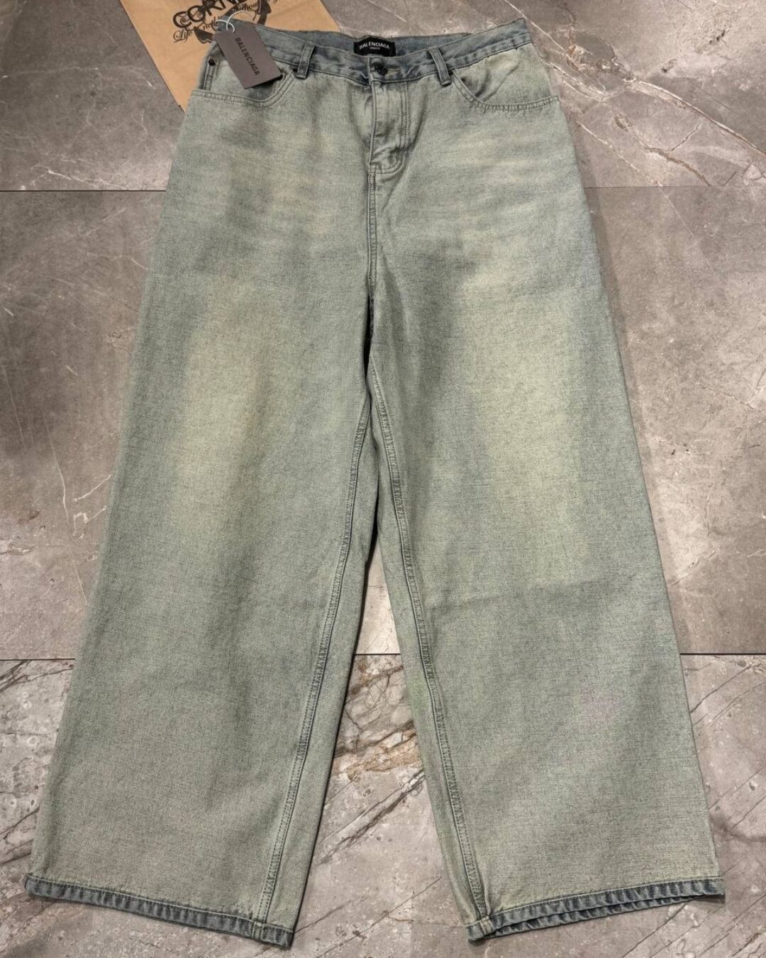 Джинсы Balenciaga