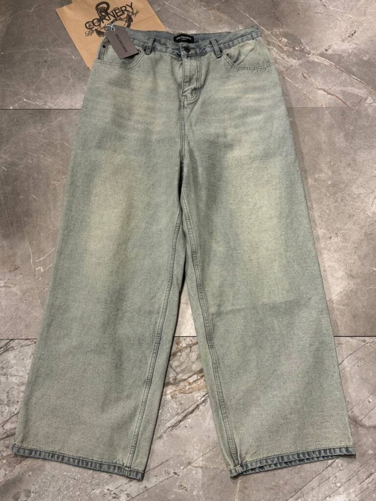 Джинсы Balenciaga