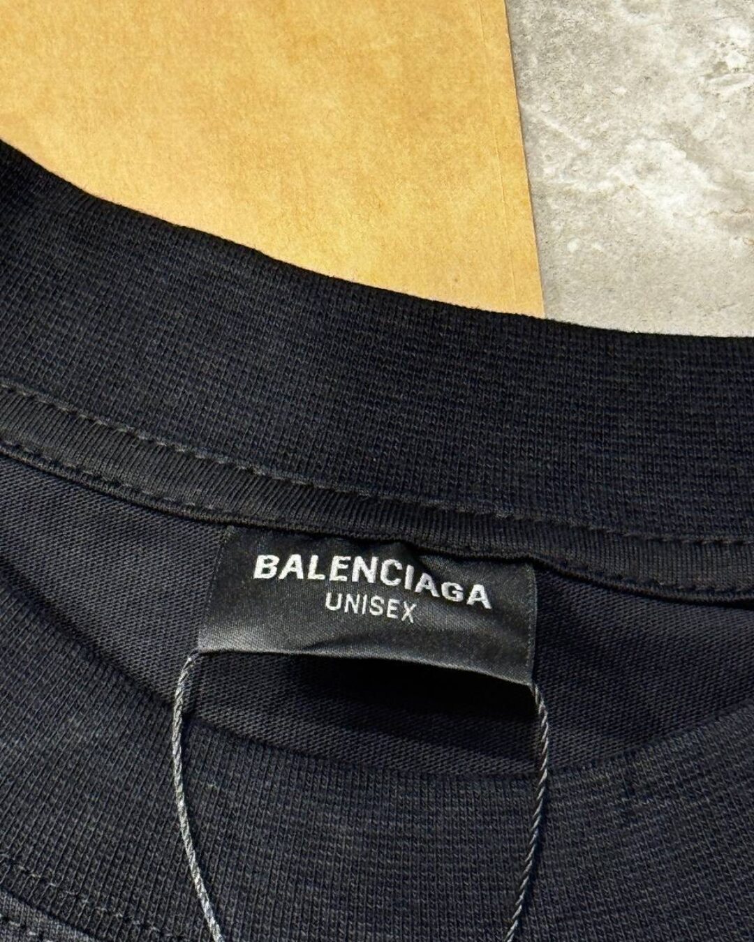 Футболка Balenciaga