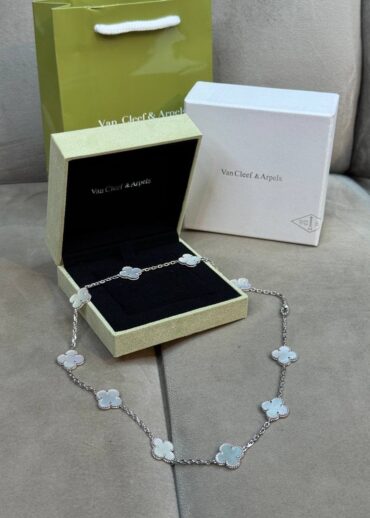 Колье Van Cleef & Arpels Vintage Alhambra (Silver/Reflective/Poly)