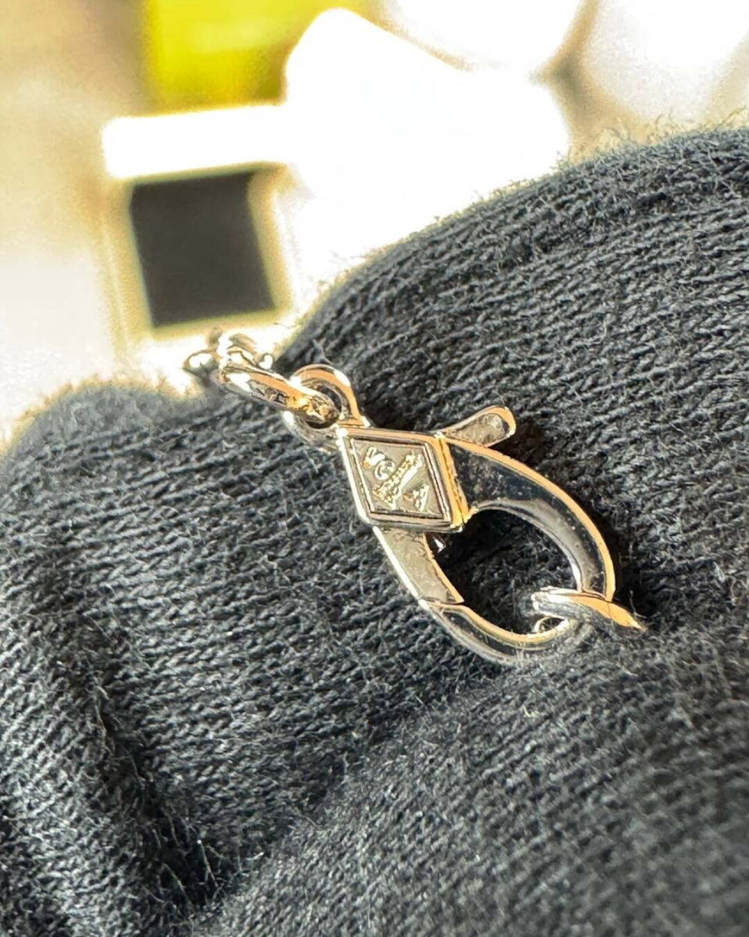 Колье Van Cleef & Arpels Vintage Alhambra (Silver/Reflective/Poly)