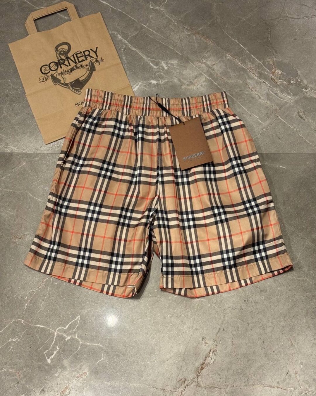 Шорты Burberry