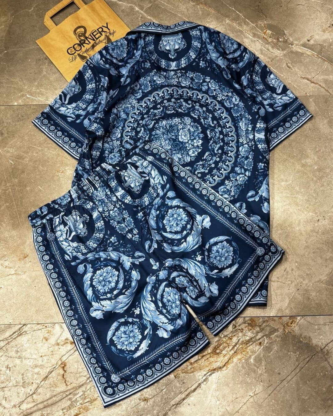 Костюм Versace