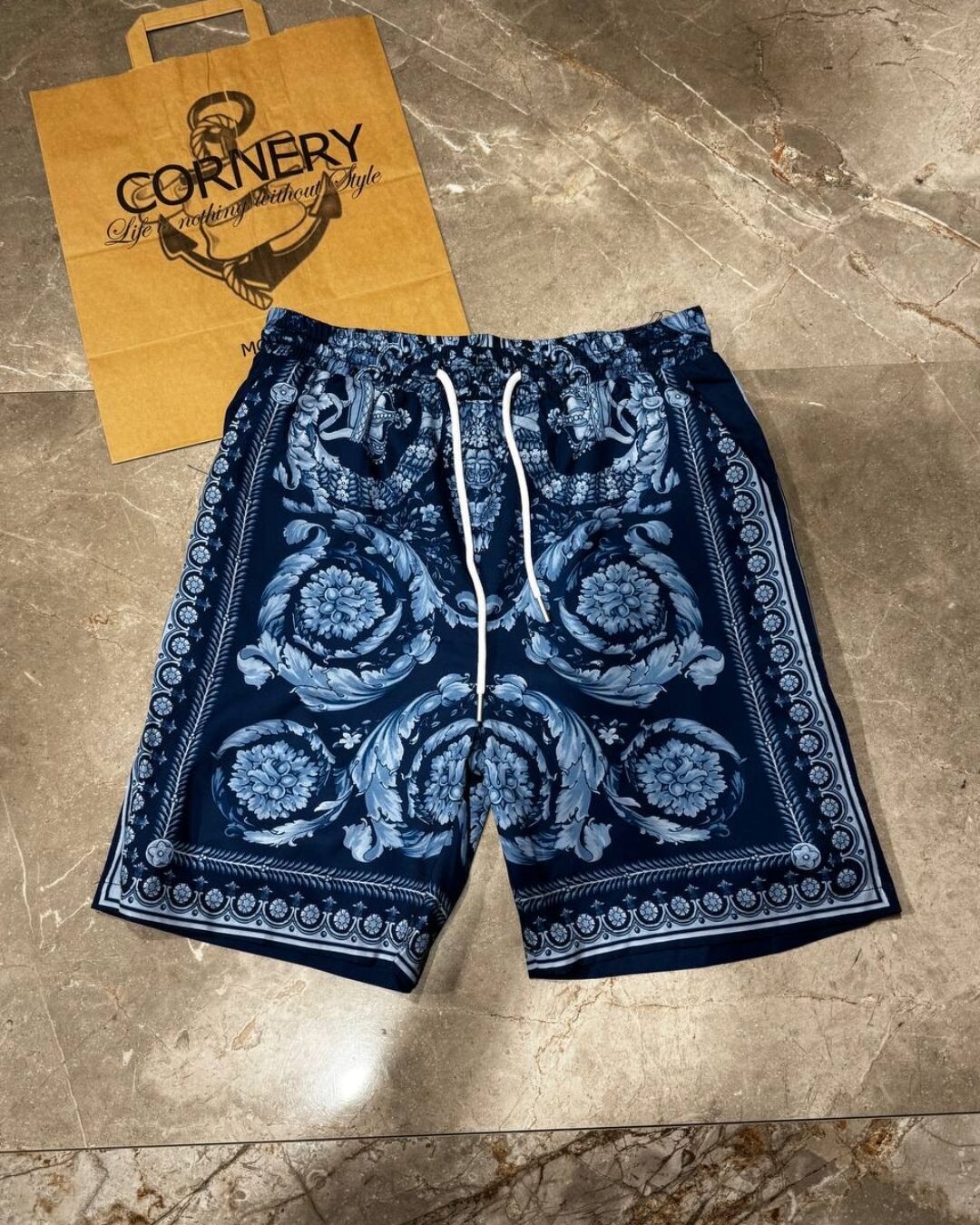 Костюм Versace