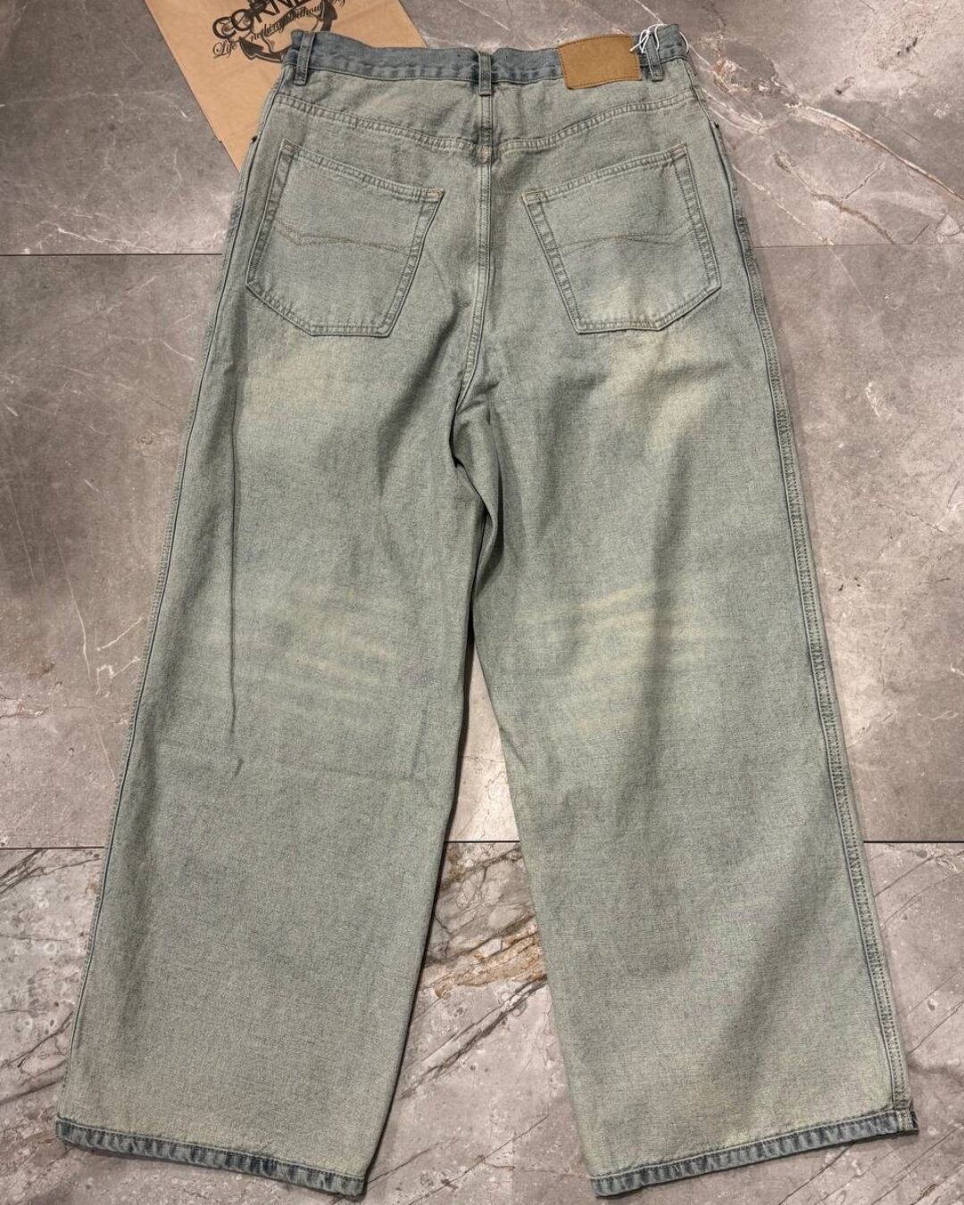 Джинсы Balenciaga