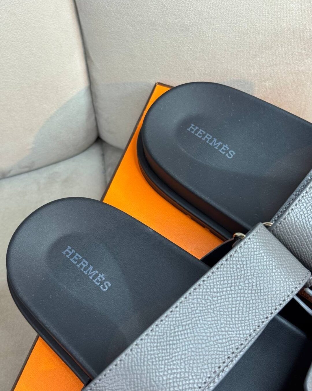 Тапки Hermes
