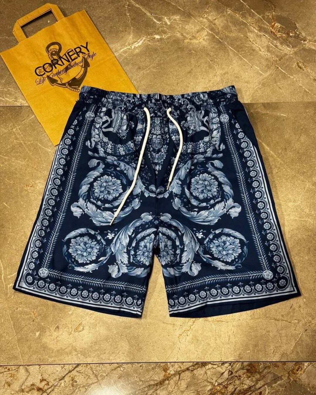 Костюм Versace