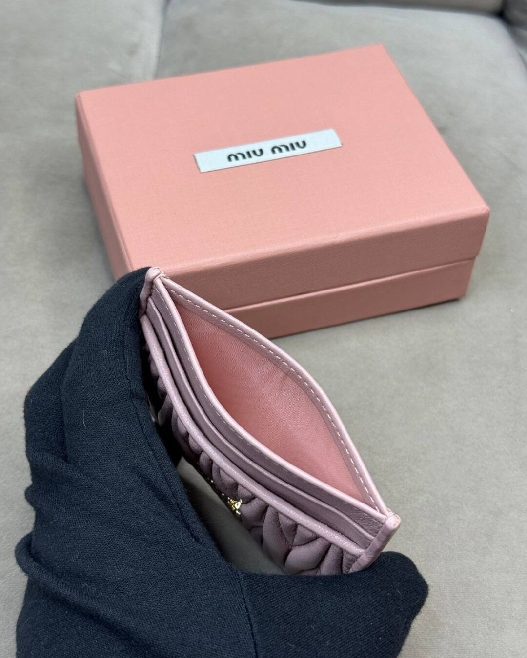 Картхолдер Miu Miu