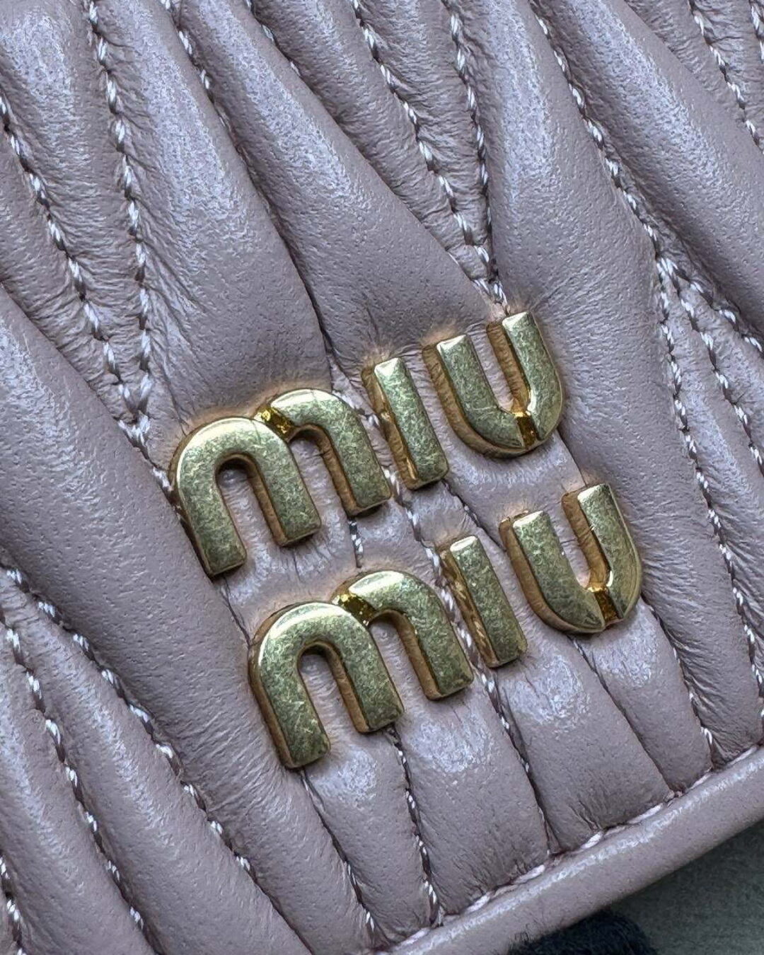 Картхолдер Miu Miu