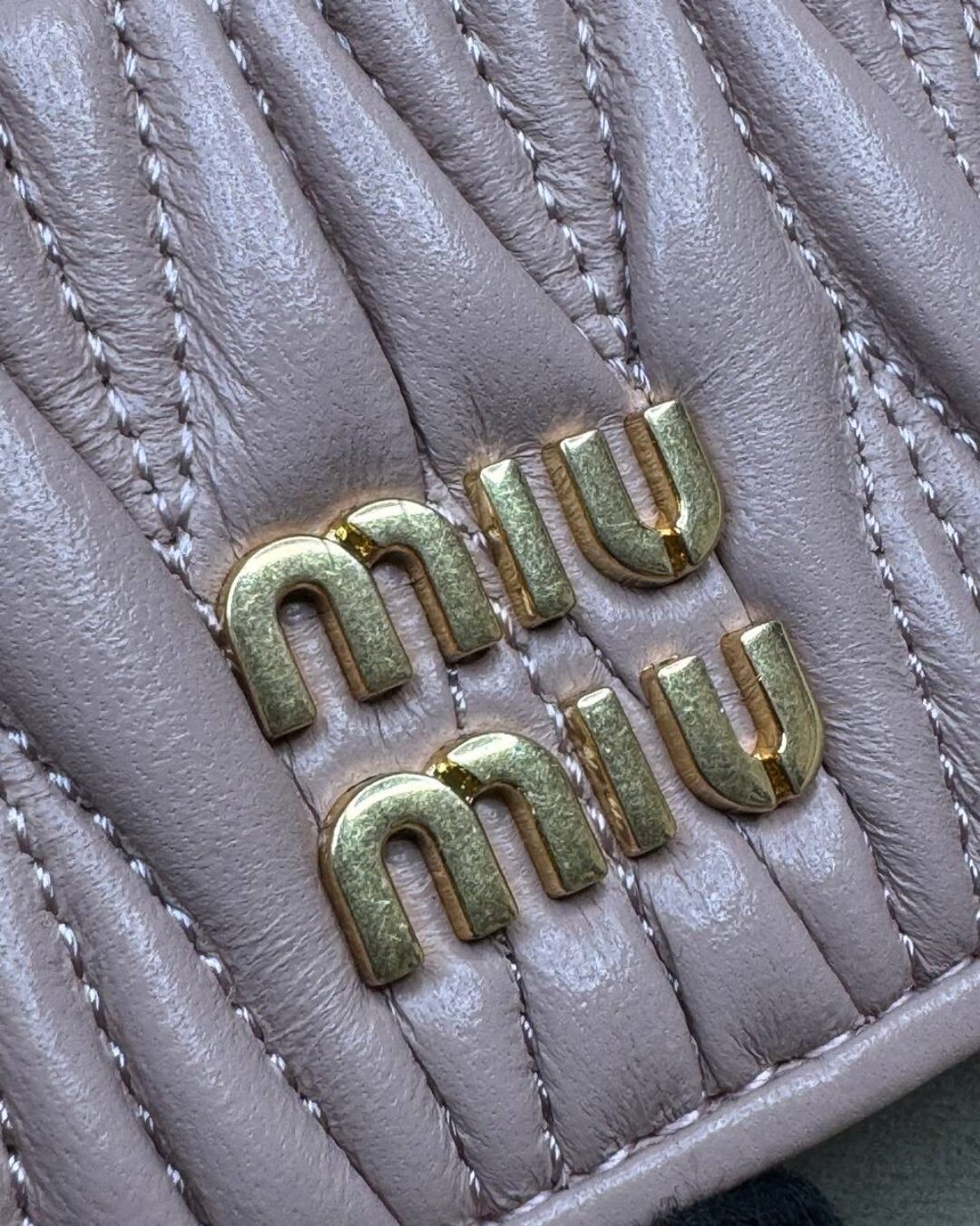 Картхолдер Miu Miu