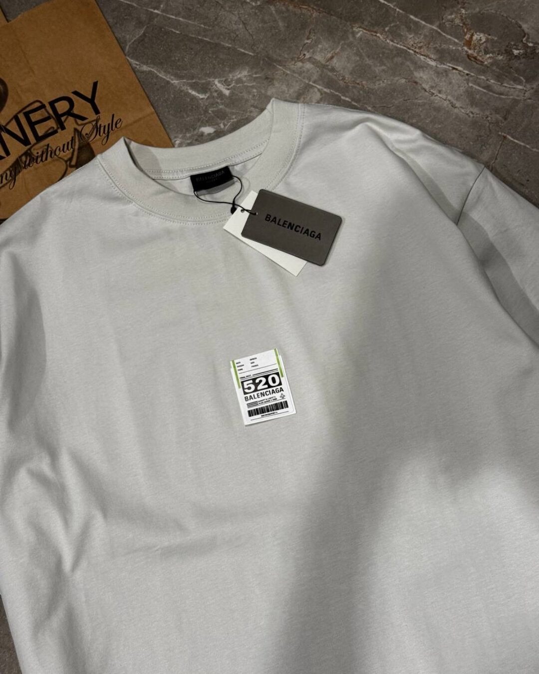 Футболка Balenciaga
