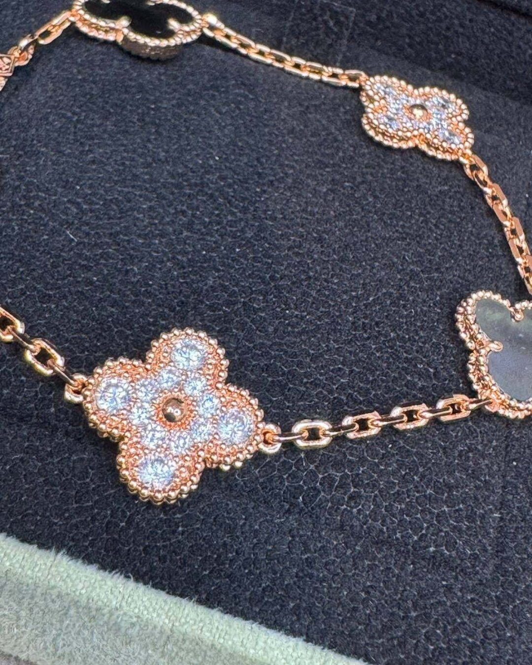 Браслет Van Cleef & Arpels Vintage Alhambra