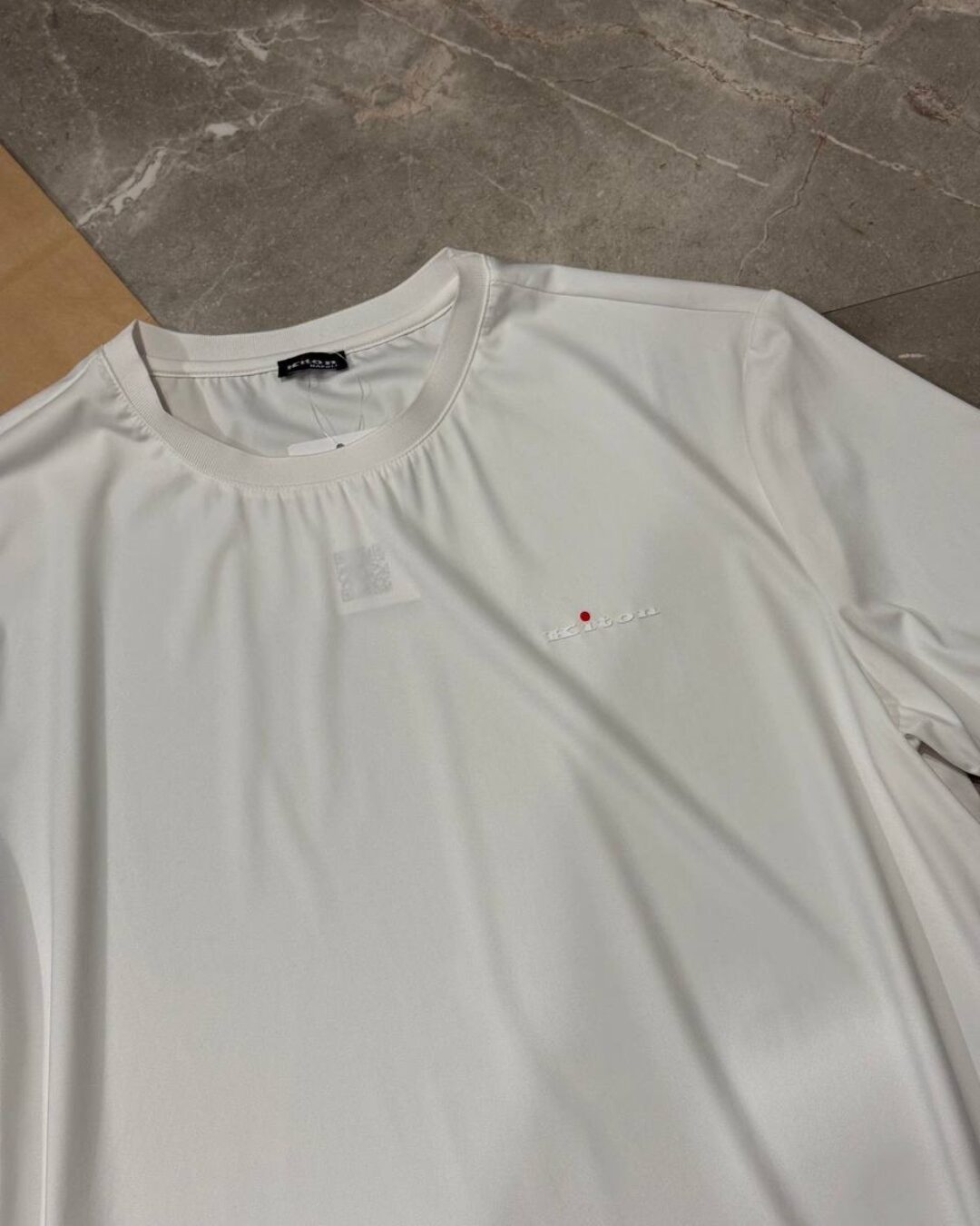 Футболка Kiton