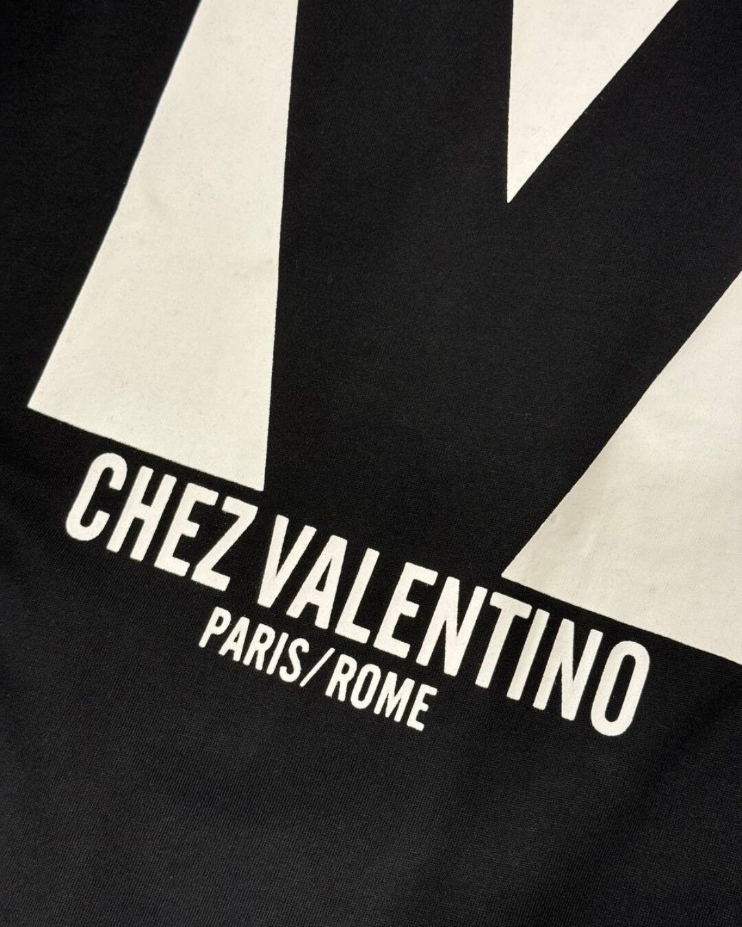 Футболка Valentino