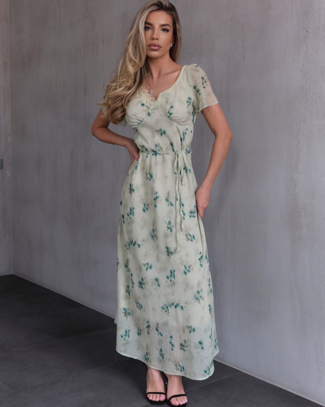 Платье CORNERY