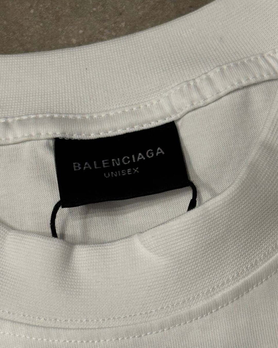Футболка Balenciaga