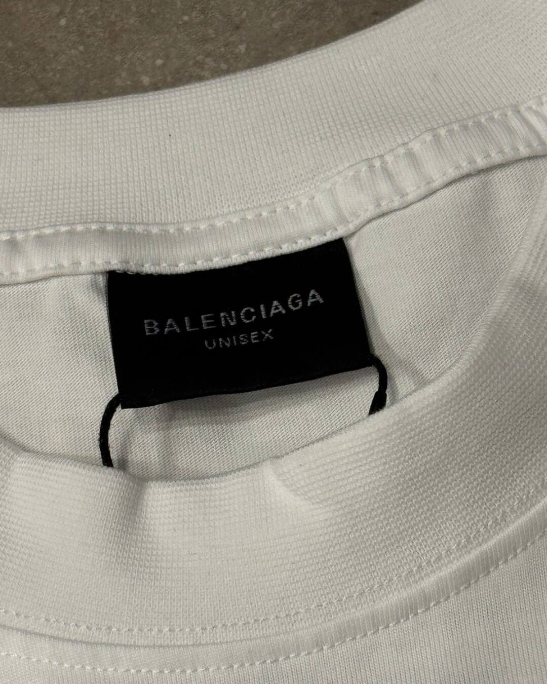 Футболка Balenciaga