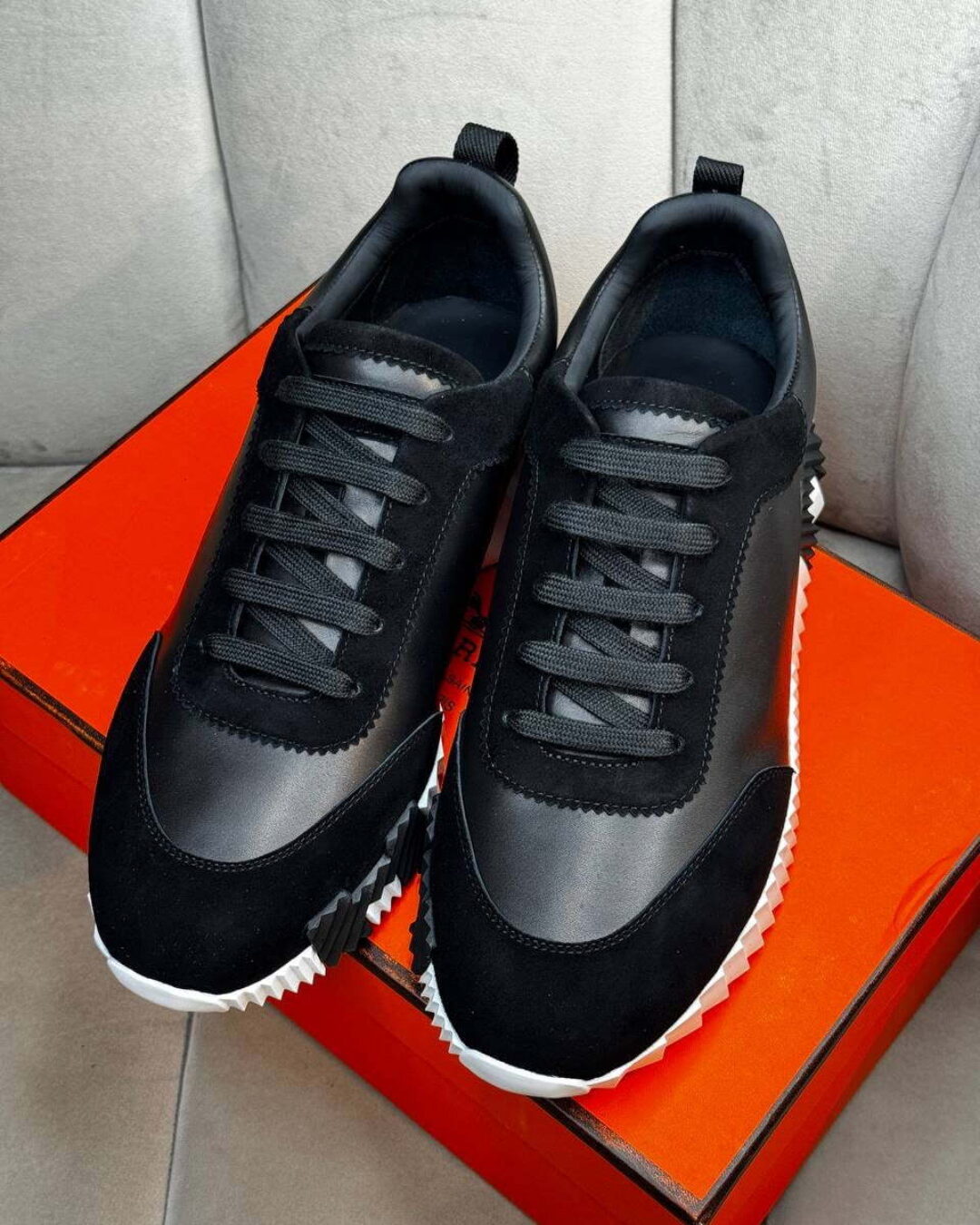 Кроссовки Hermes