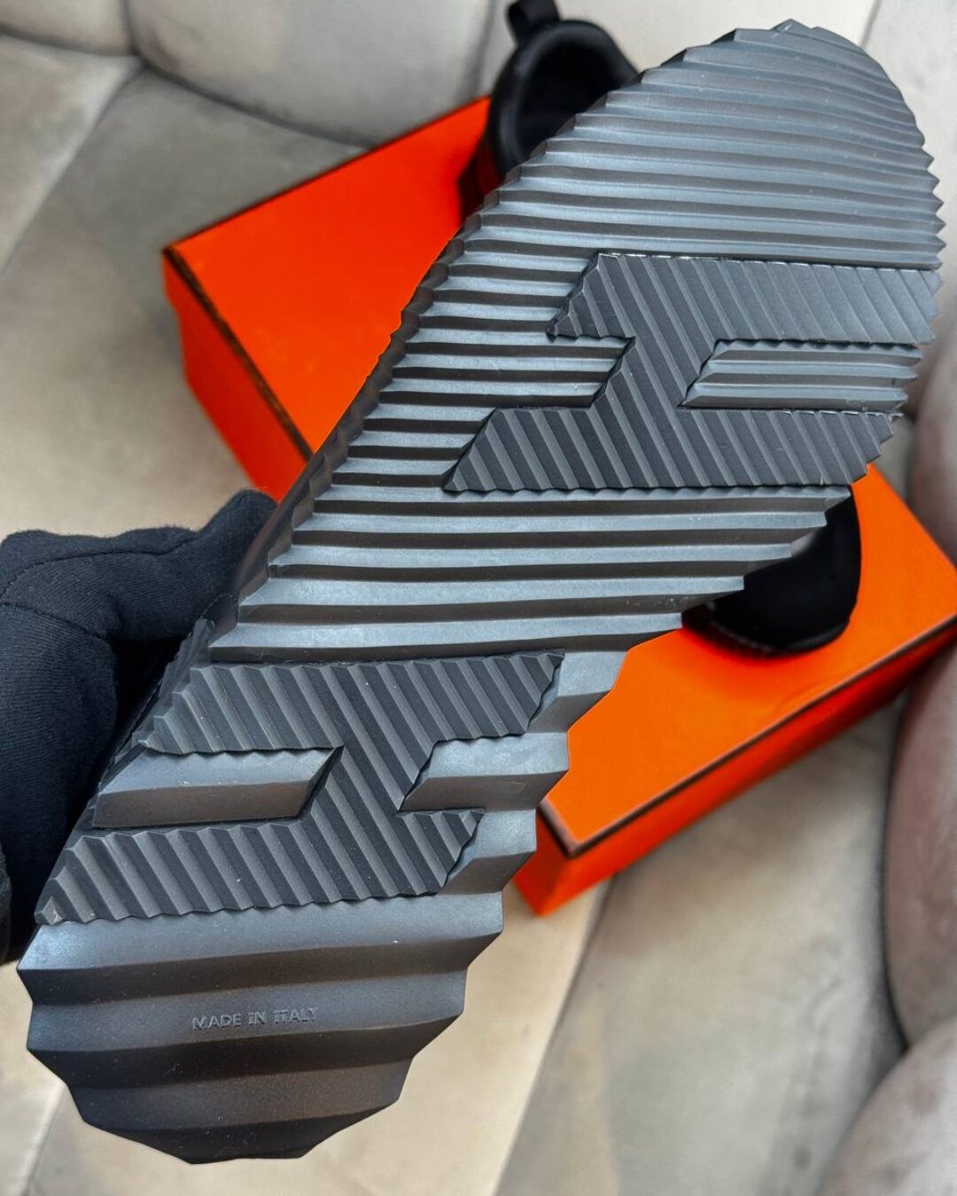 Кроссовки Hermes