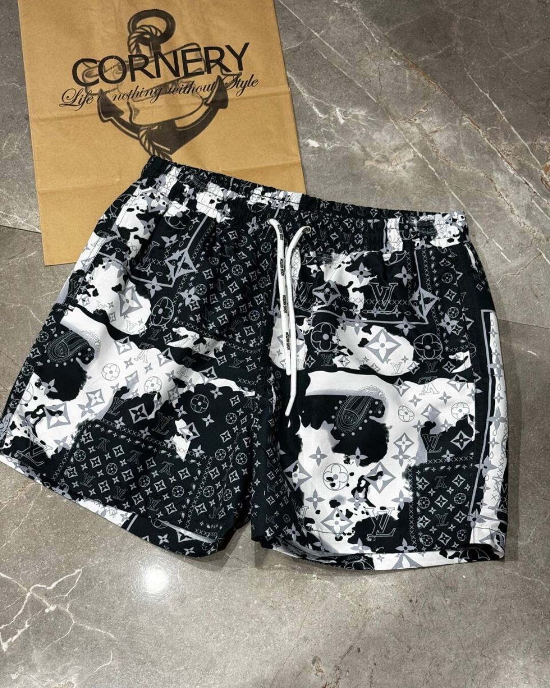 Шорты Louis Vuitton