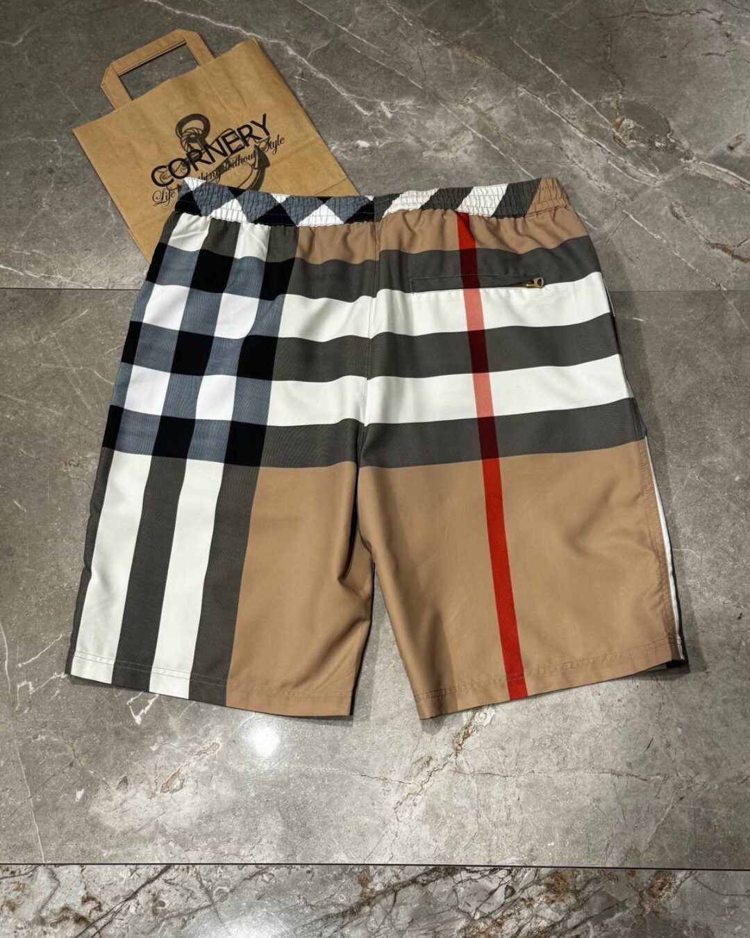 Шорты Burberry