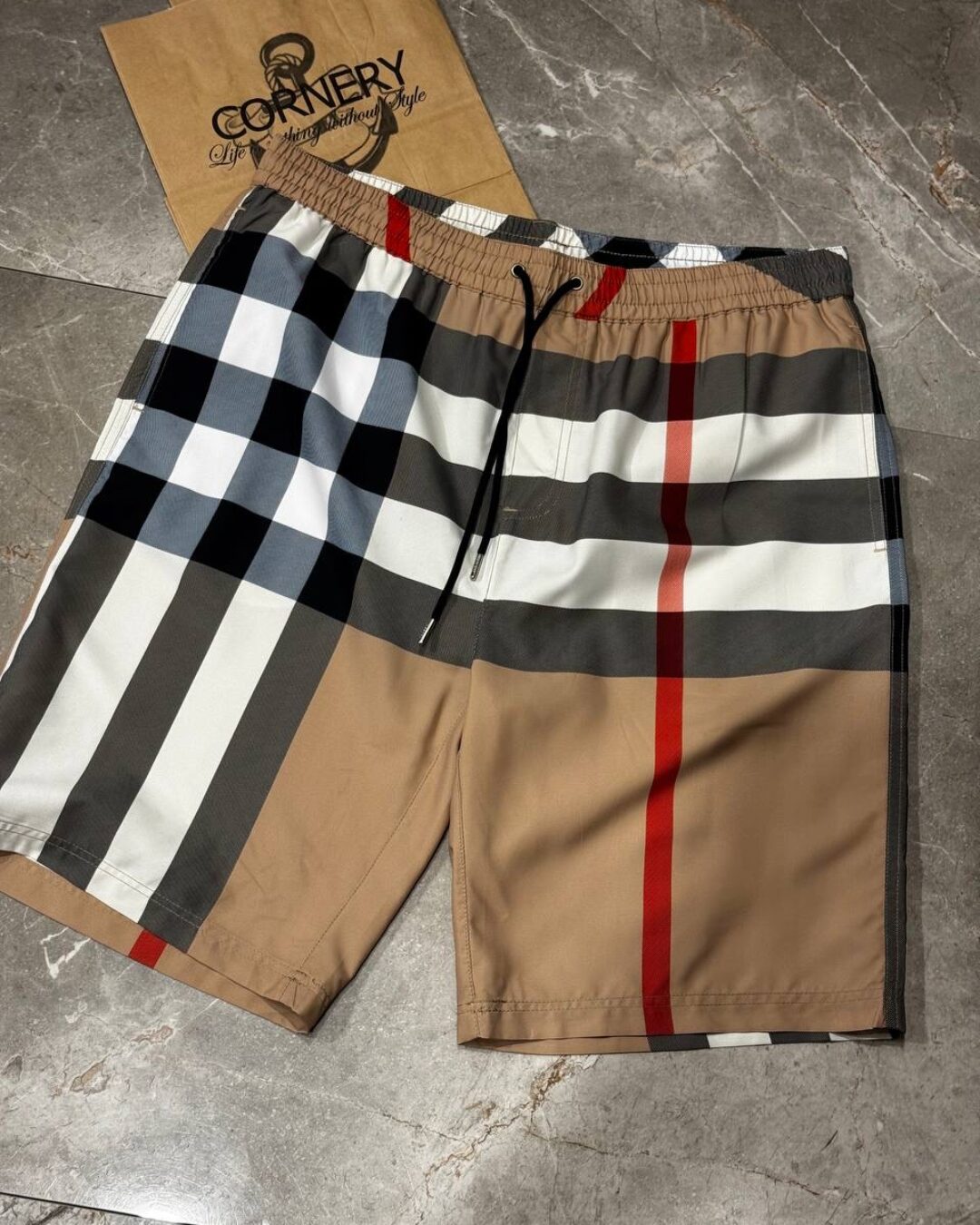 Шорты Burberry