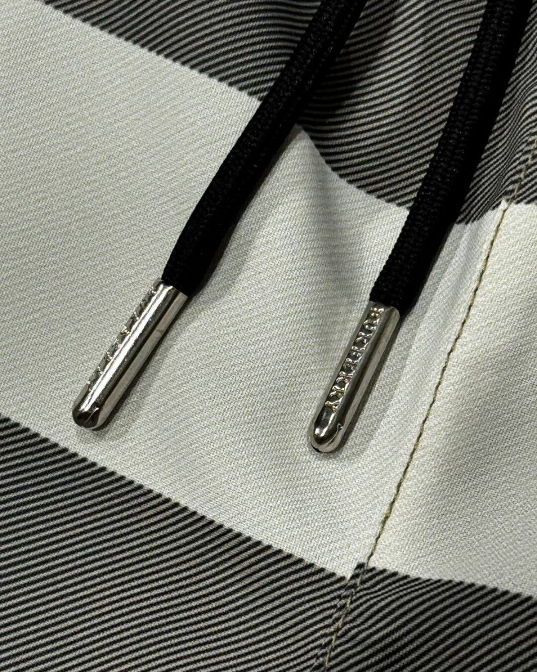 Шорты Burberry