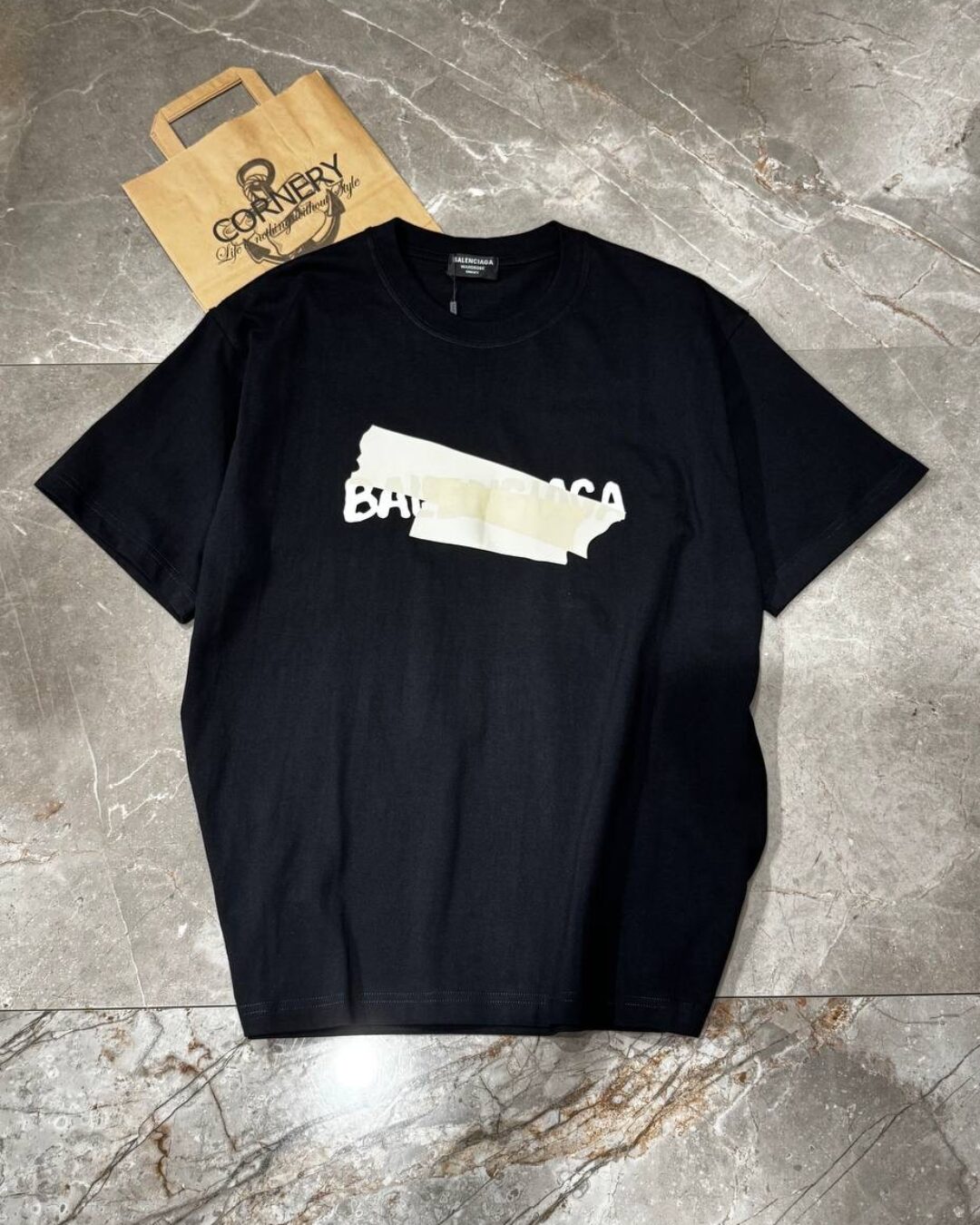 Футболка Balenciaga