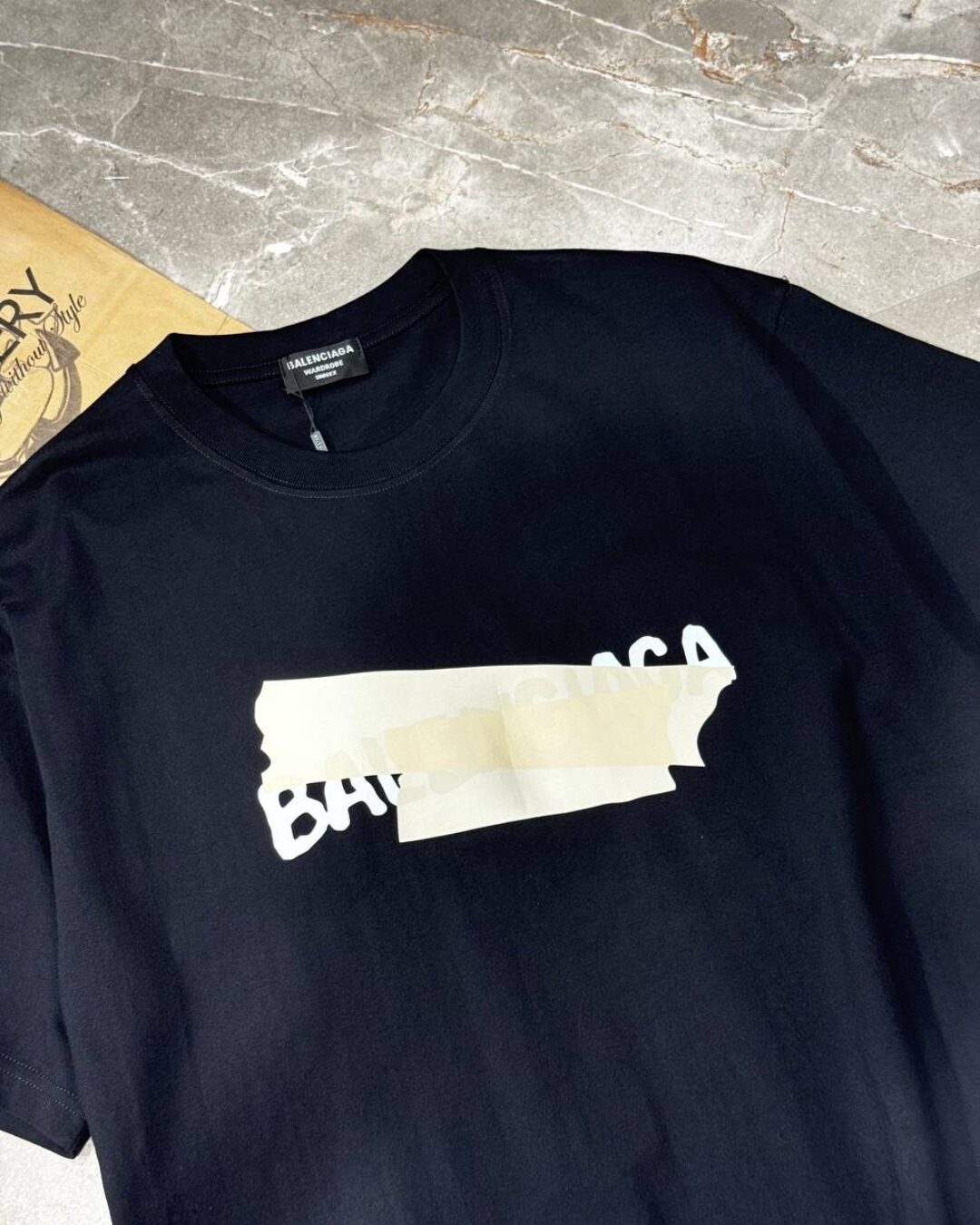 Футболка Balenciaga