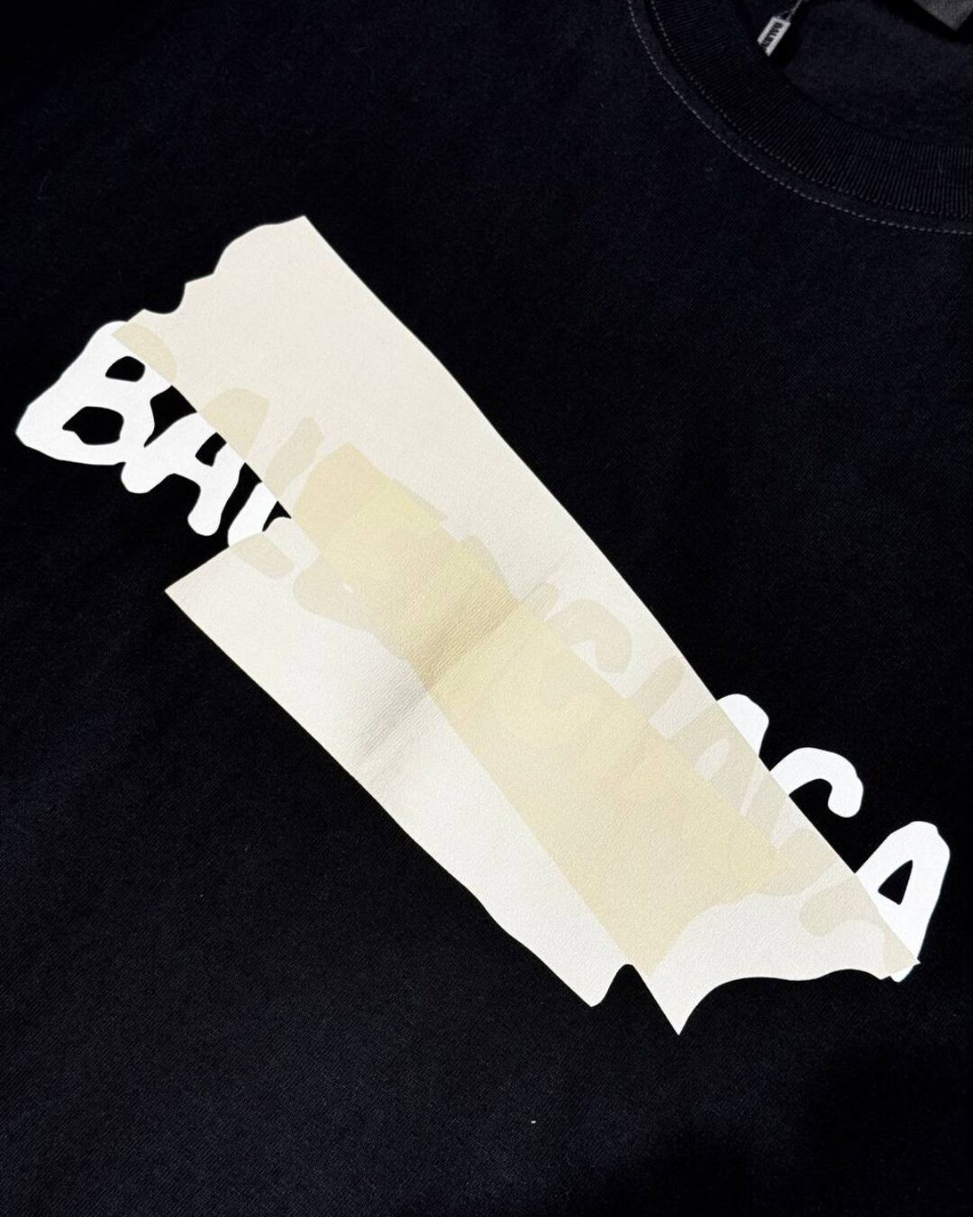 Футболка Balenciaga
