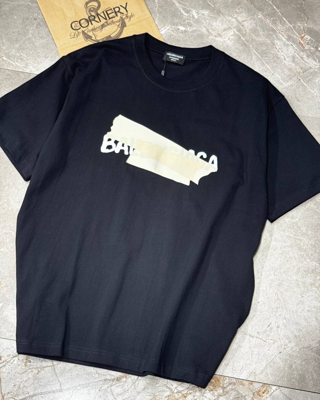 Футболка Balenciaga