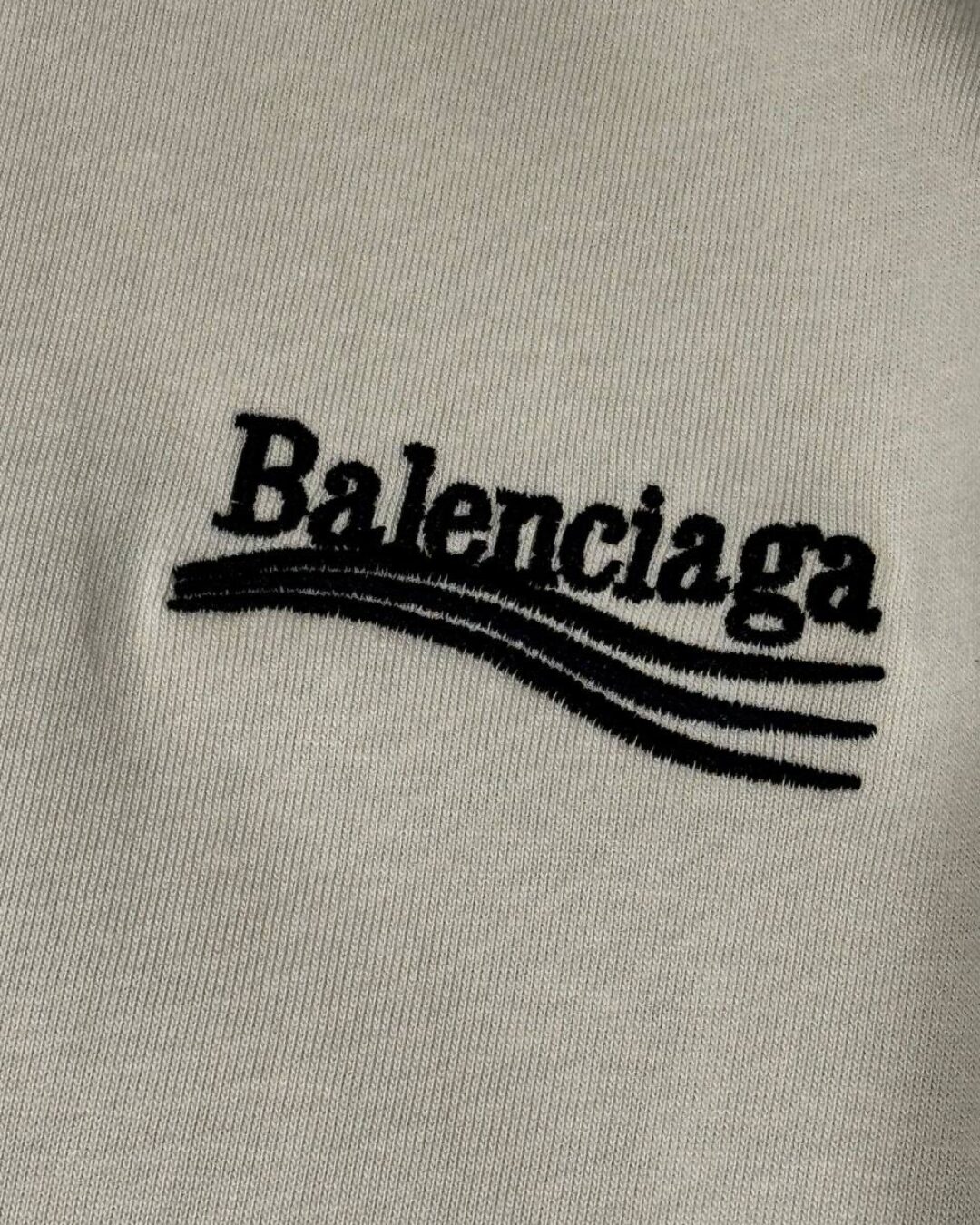 Футболка Balenciaga
