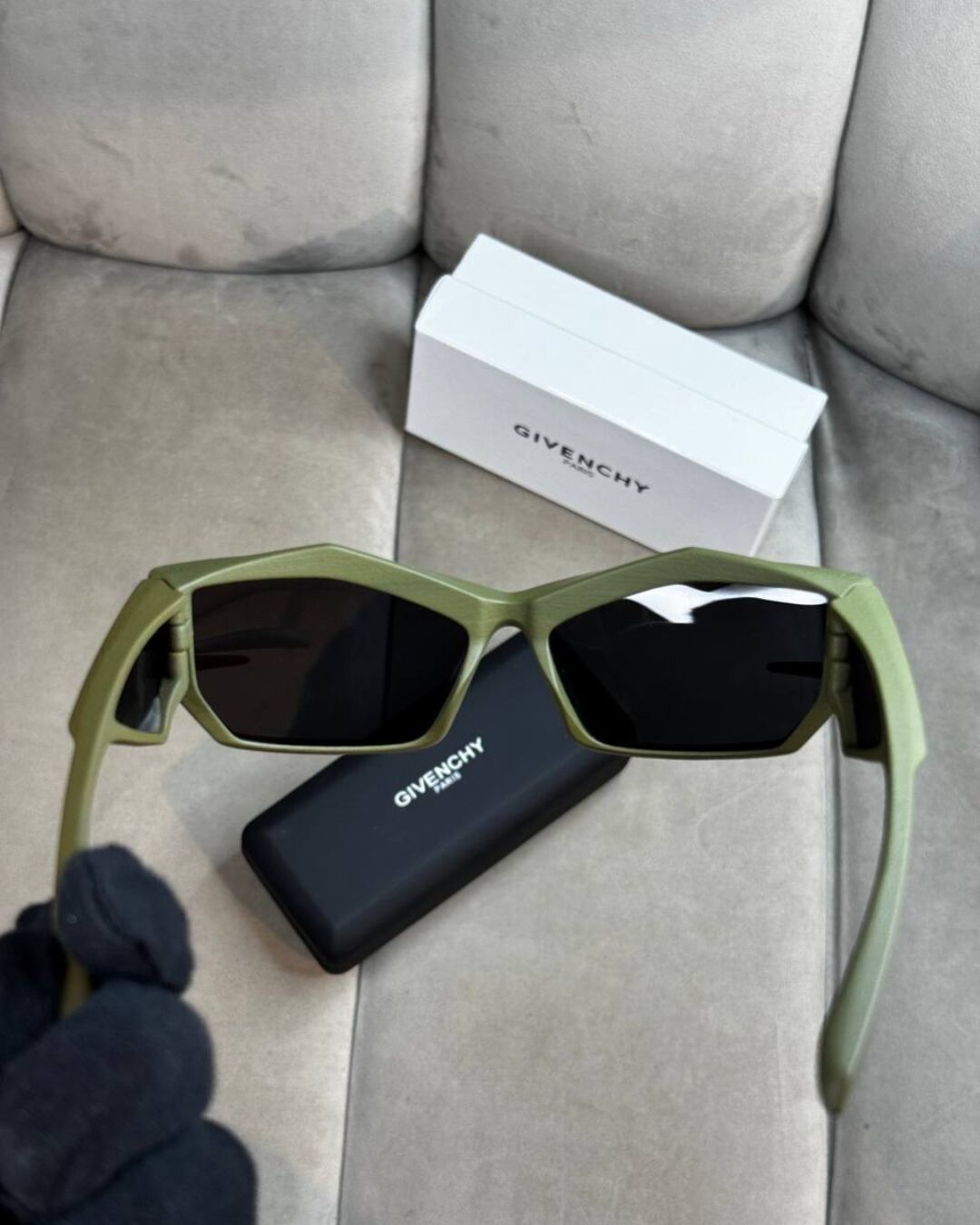 Очки Givenchy