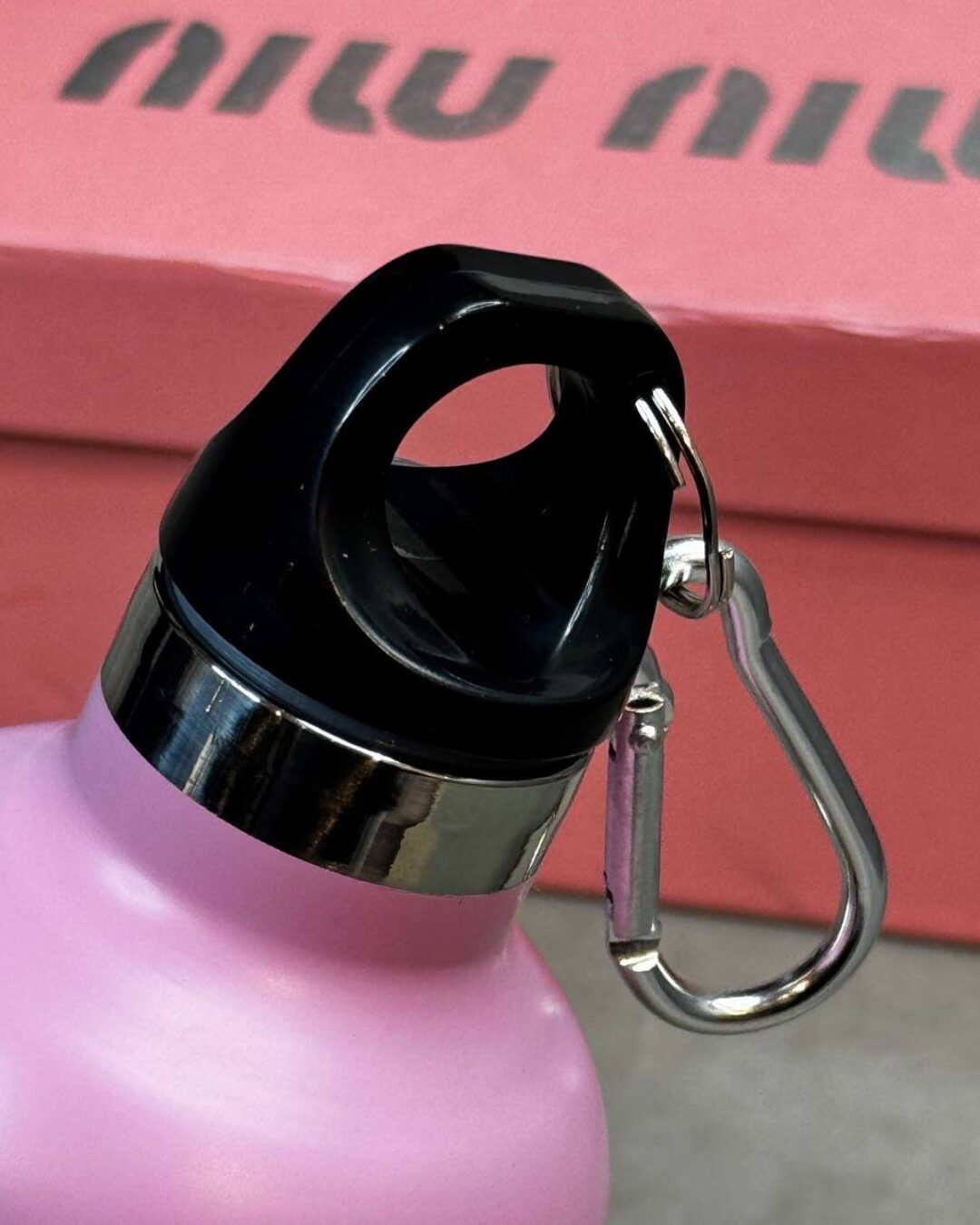 Термос Miu Miu