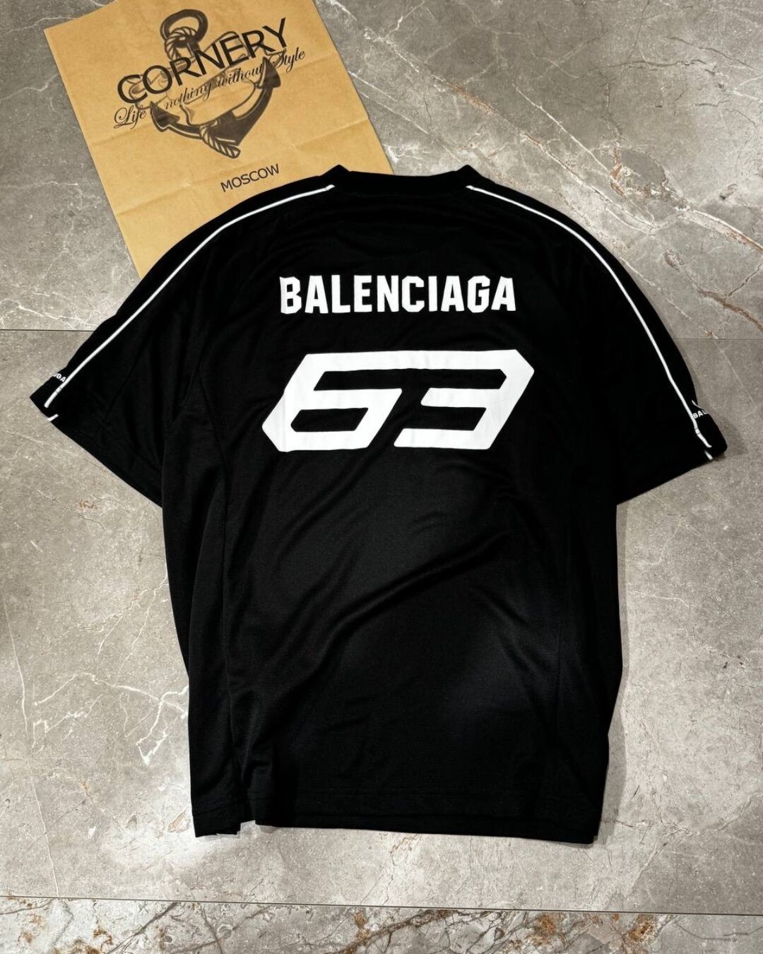 Футболка Balenciaga
