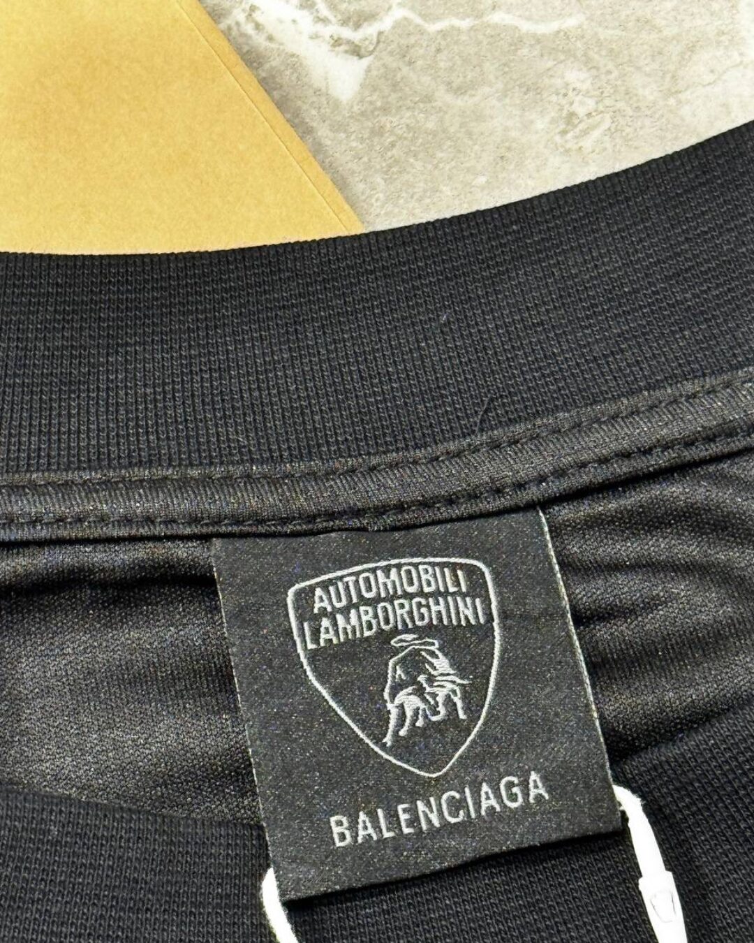 Футболка Balenciaga