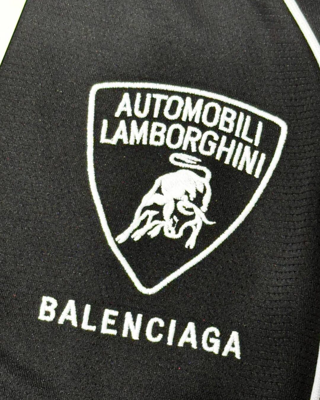 Футболка Balenciaga