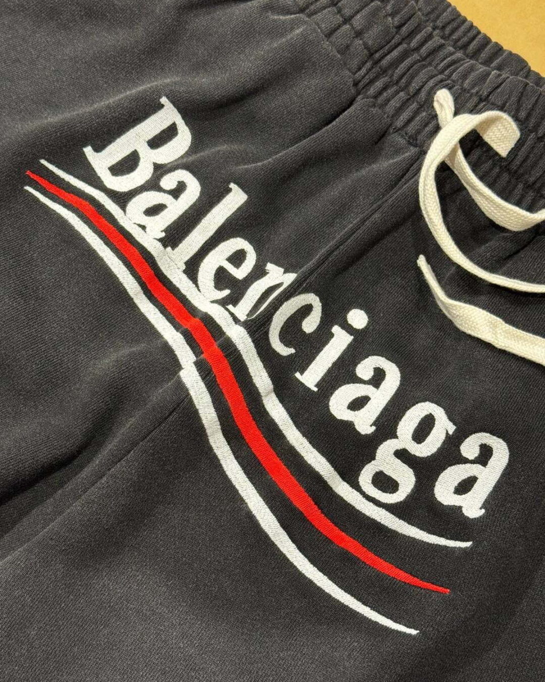 Шорты Balenciaga