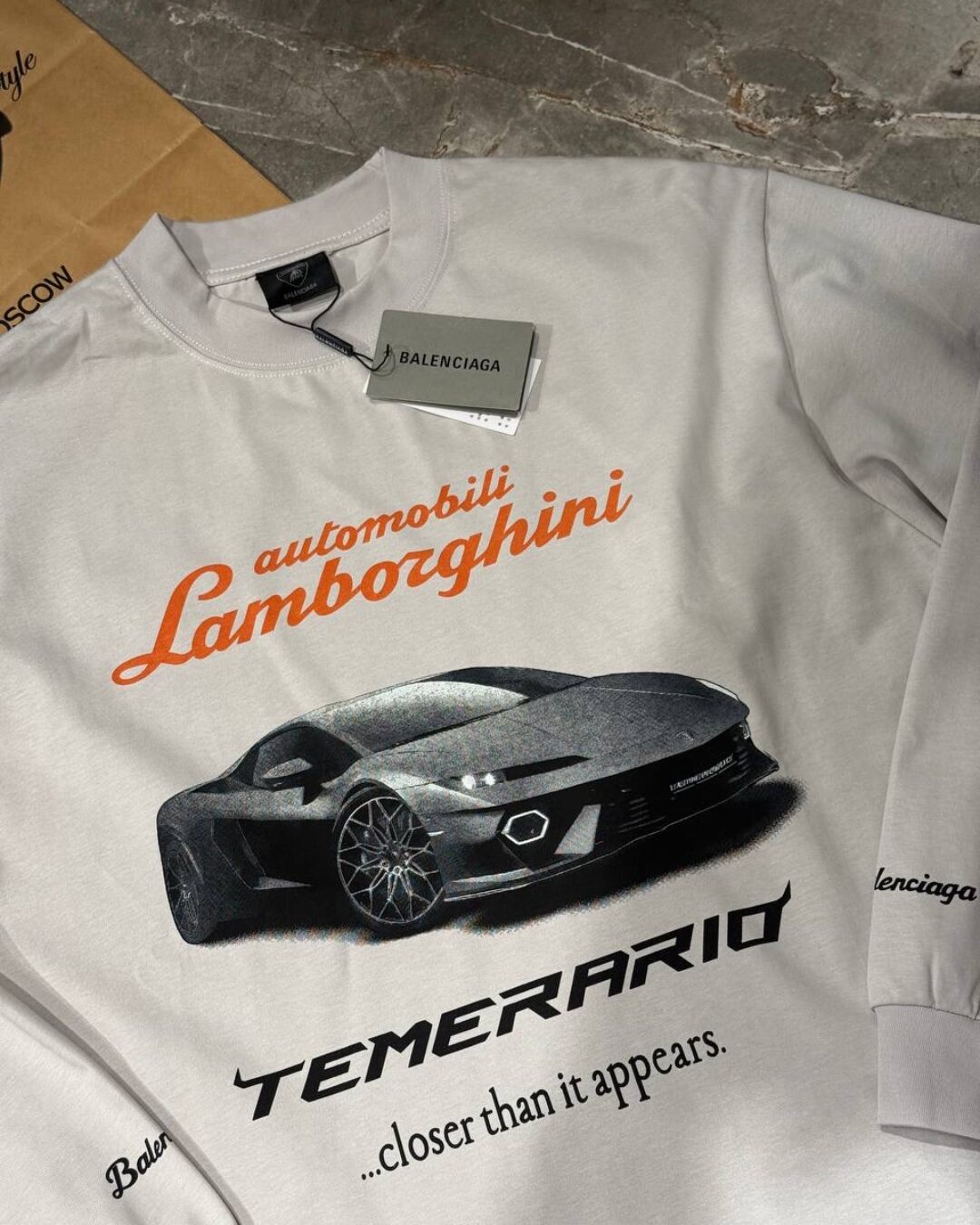 Кофта Balenciaga