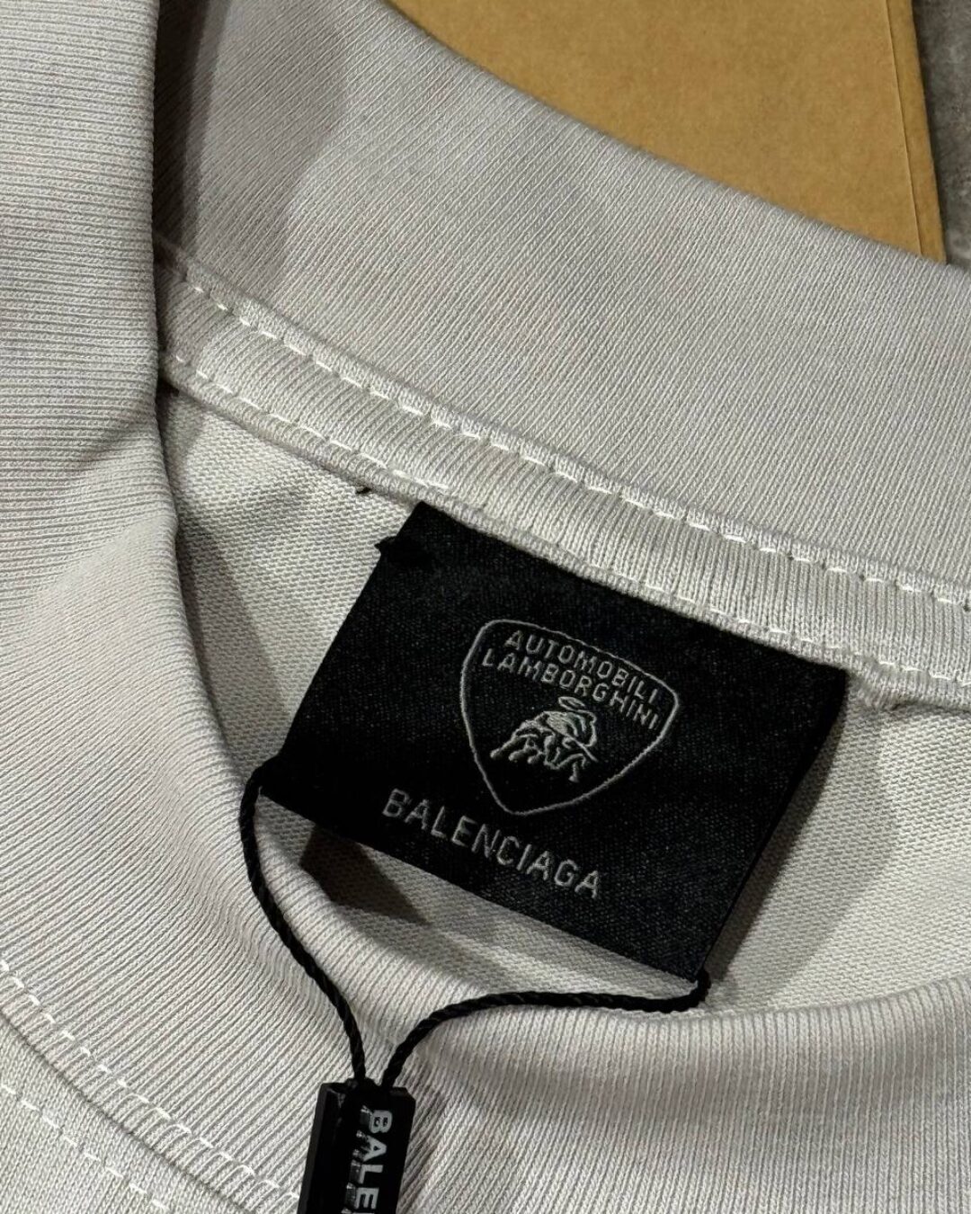 Кофта Balenciaga