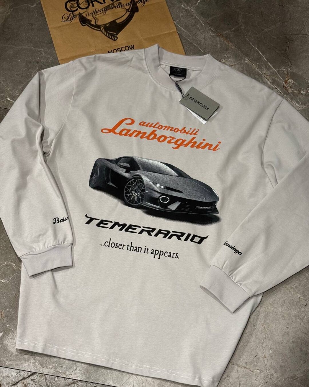 Кофта Balenciaga