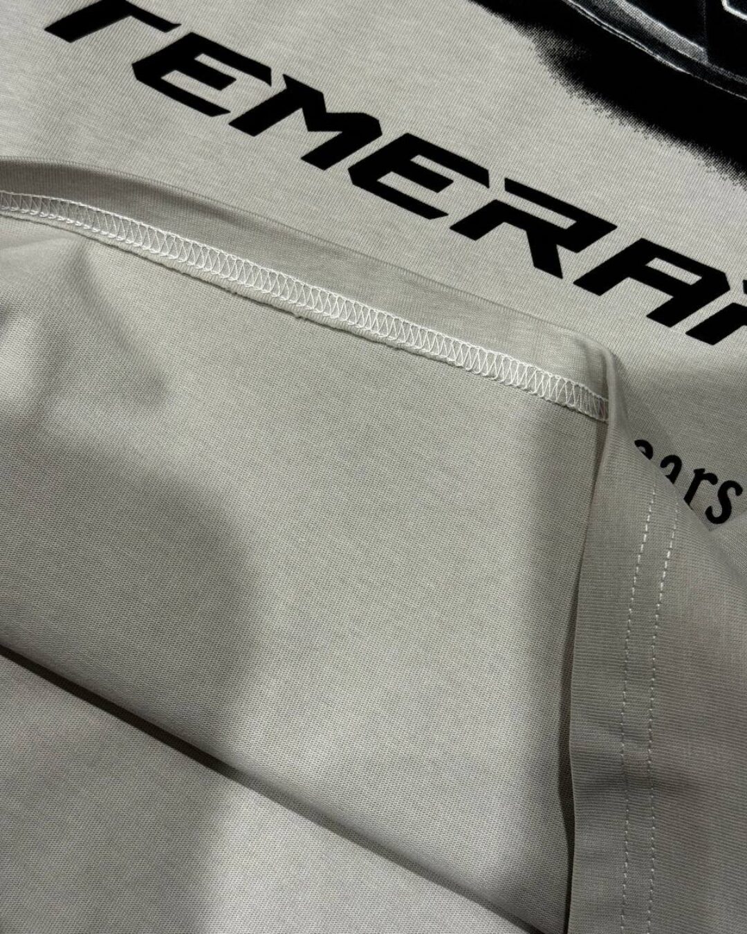Кофта Balenciaga
