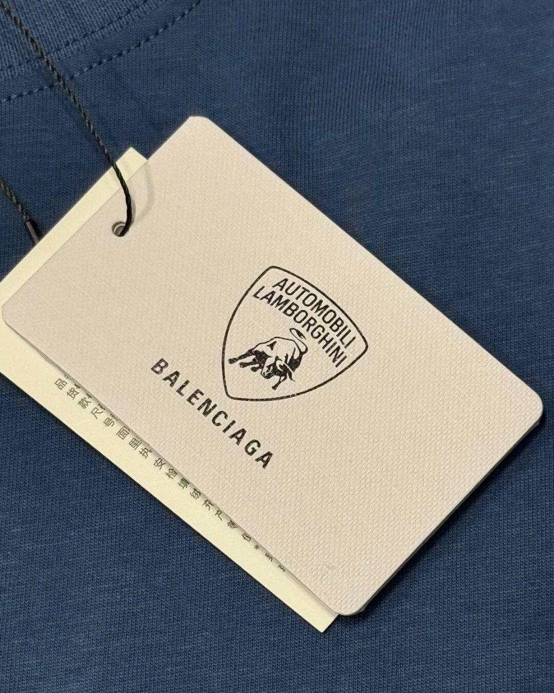 Футболка Balenciaga