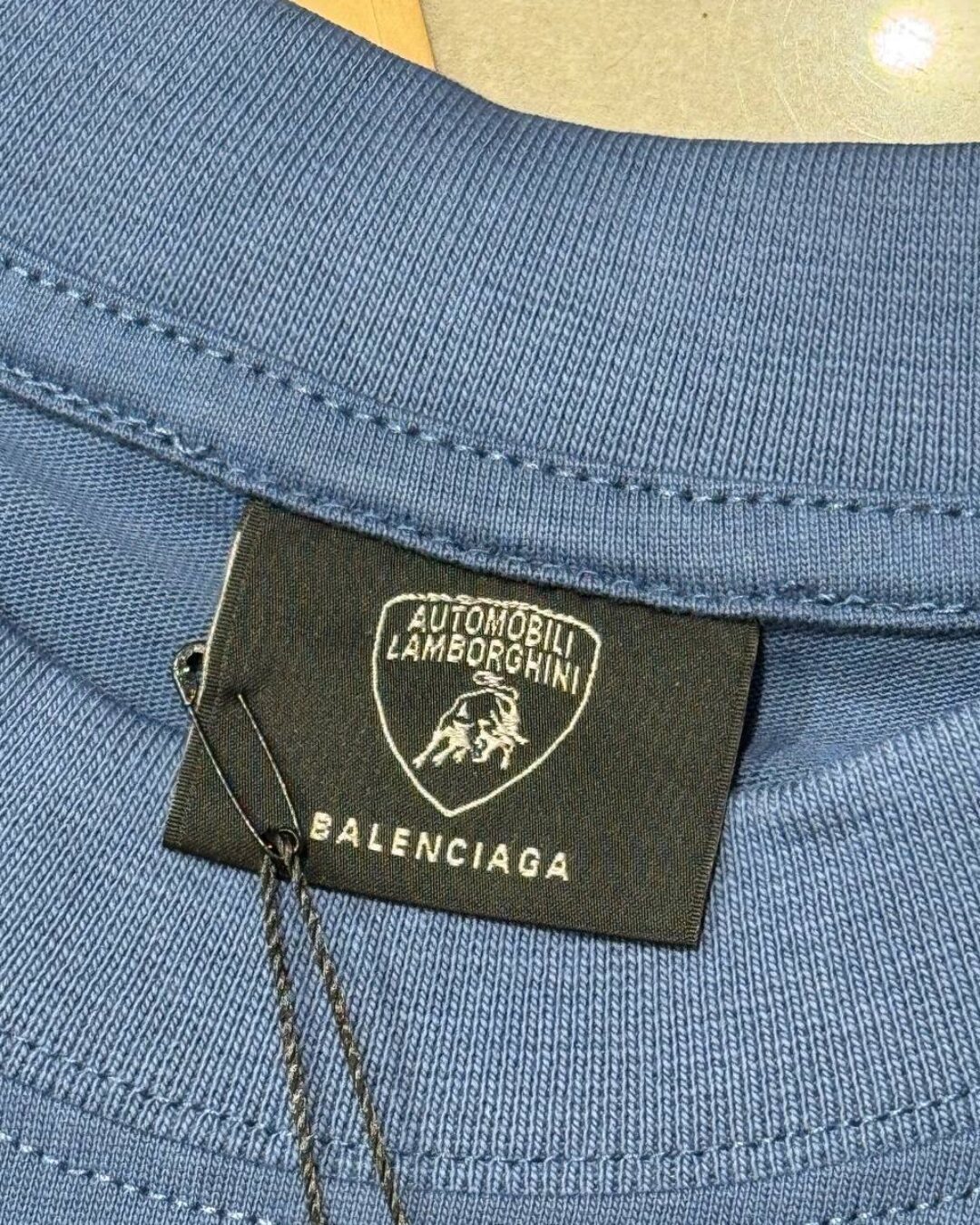 Футболка Balenciaga